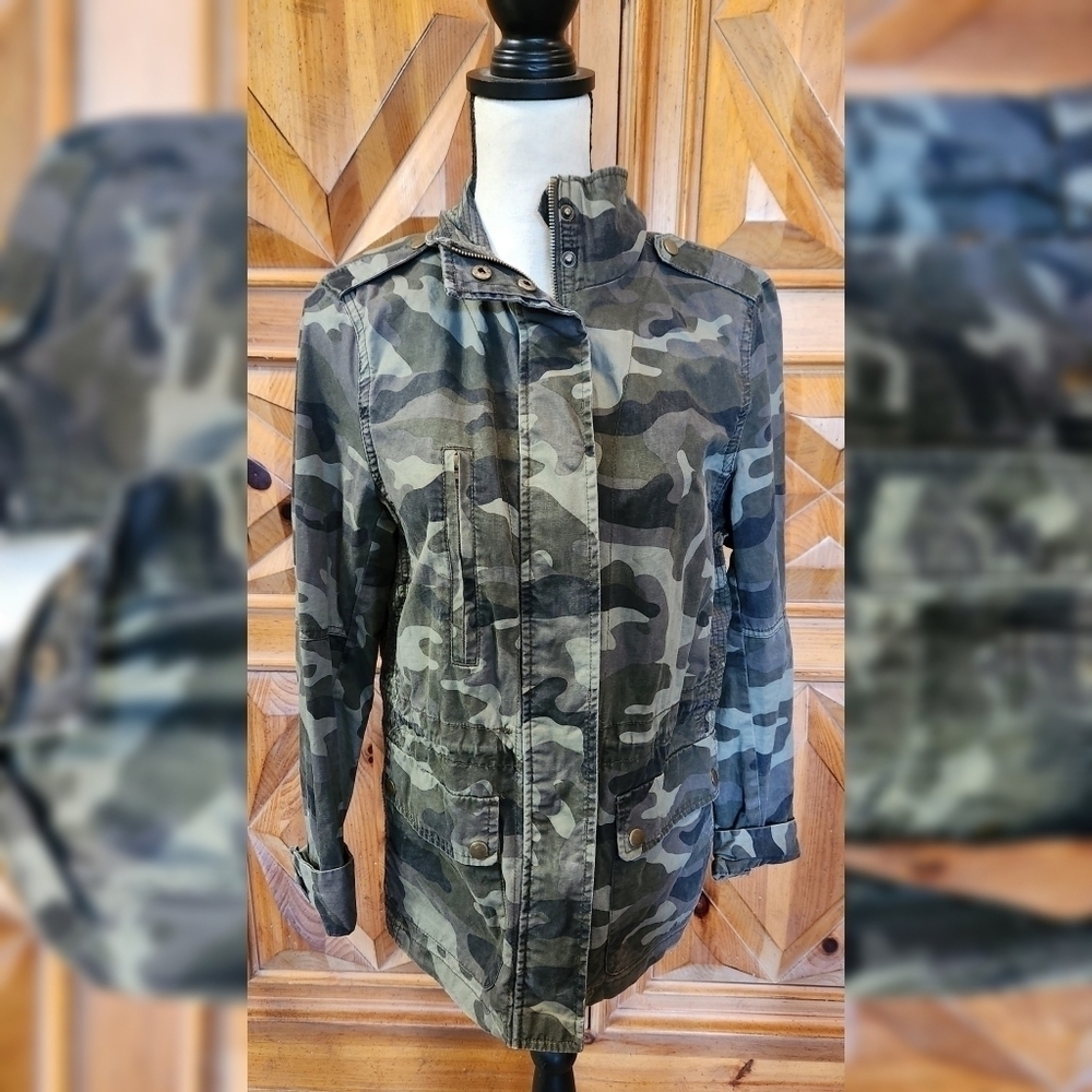 Love Tree Jacket Sz L